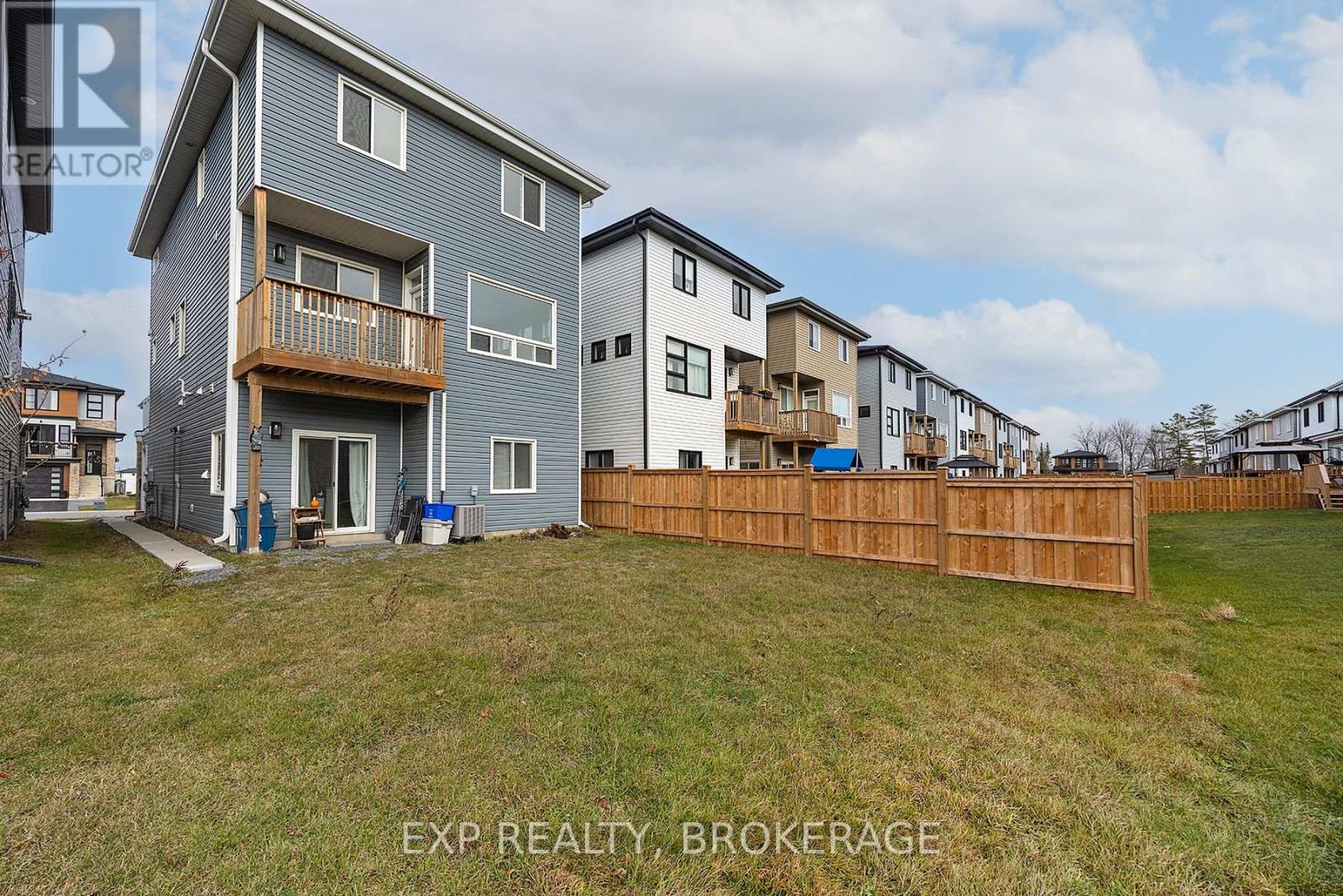 120 Superior Drive, Loyalist, Ontario  K7N 0E4 - Photo 14 - X12751998