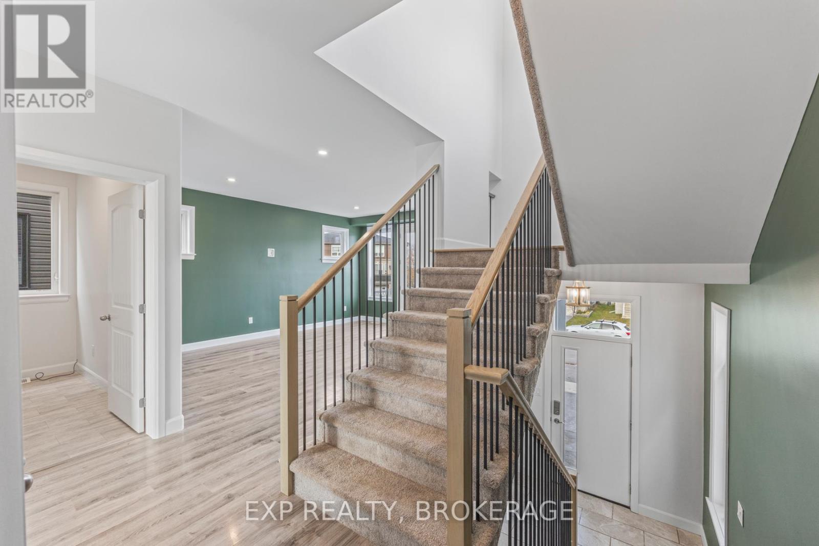 120 Superior Drive, Loyalist, Ontario  K7N 0E4 - Photo 18 - X12751998