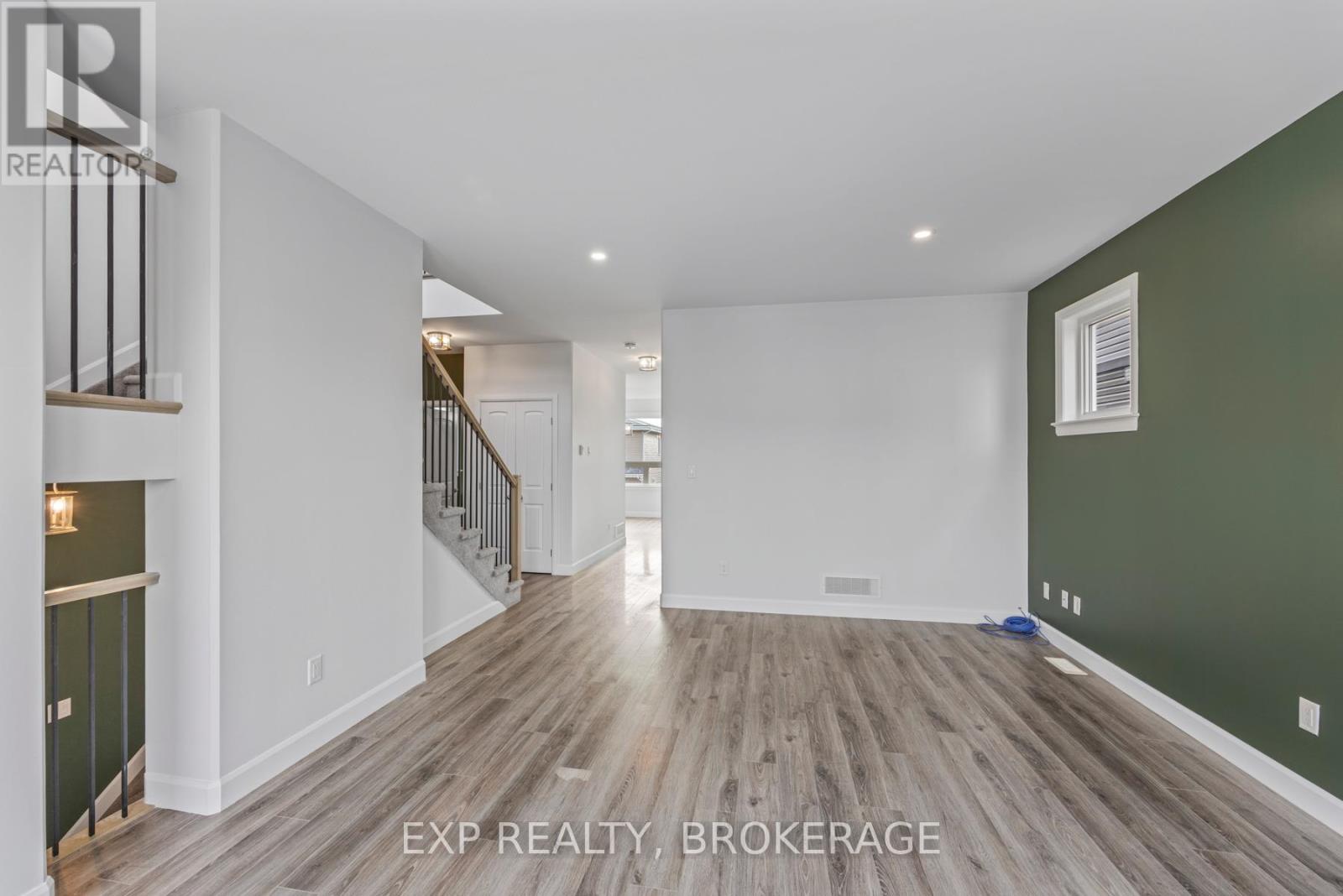 120 Superior Drive, Loyalist, Ontario  K7N 0E4 - Photo 21 - X12751998