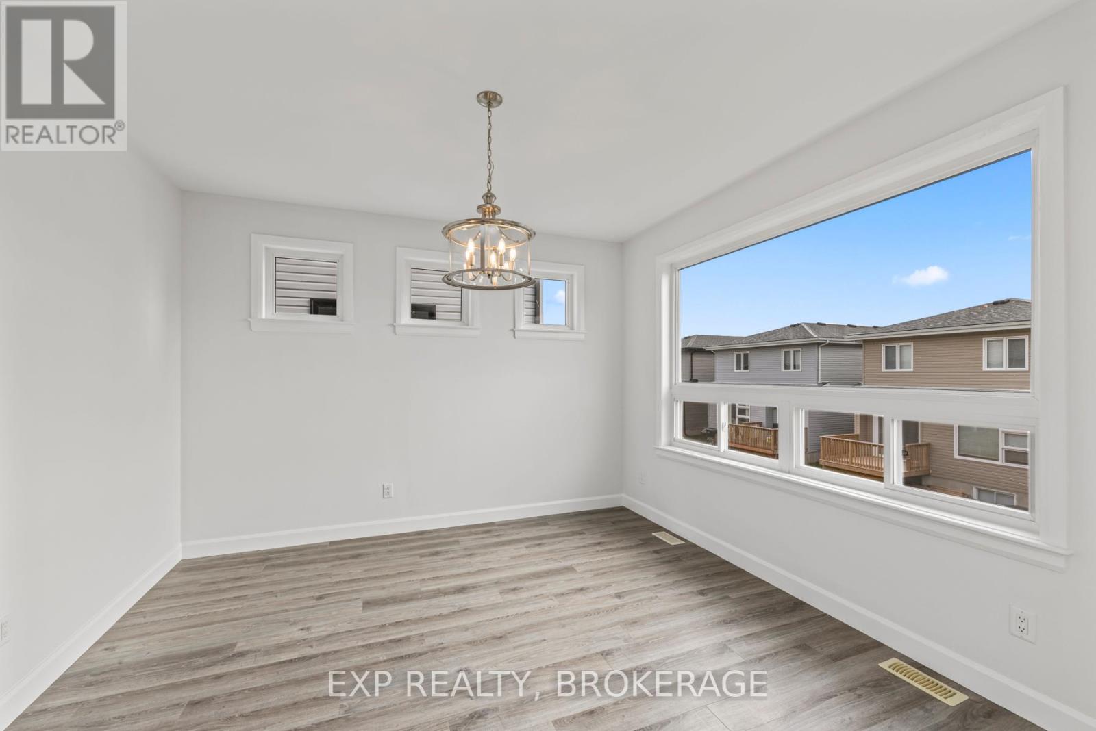 120 Superior Drive, Loyalist, Ontario  K7N 0E4 - Photo 29 - X12751998