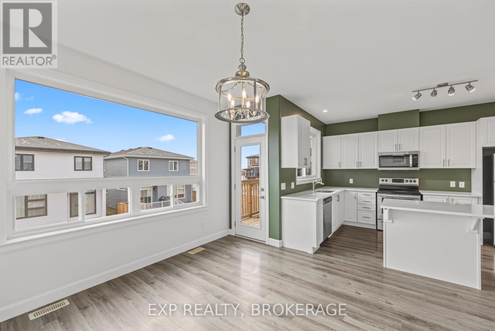 120 Superior Drive, Loyalist, Ontario  K7N 0E4 - Photo 30 - X12751998