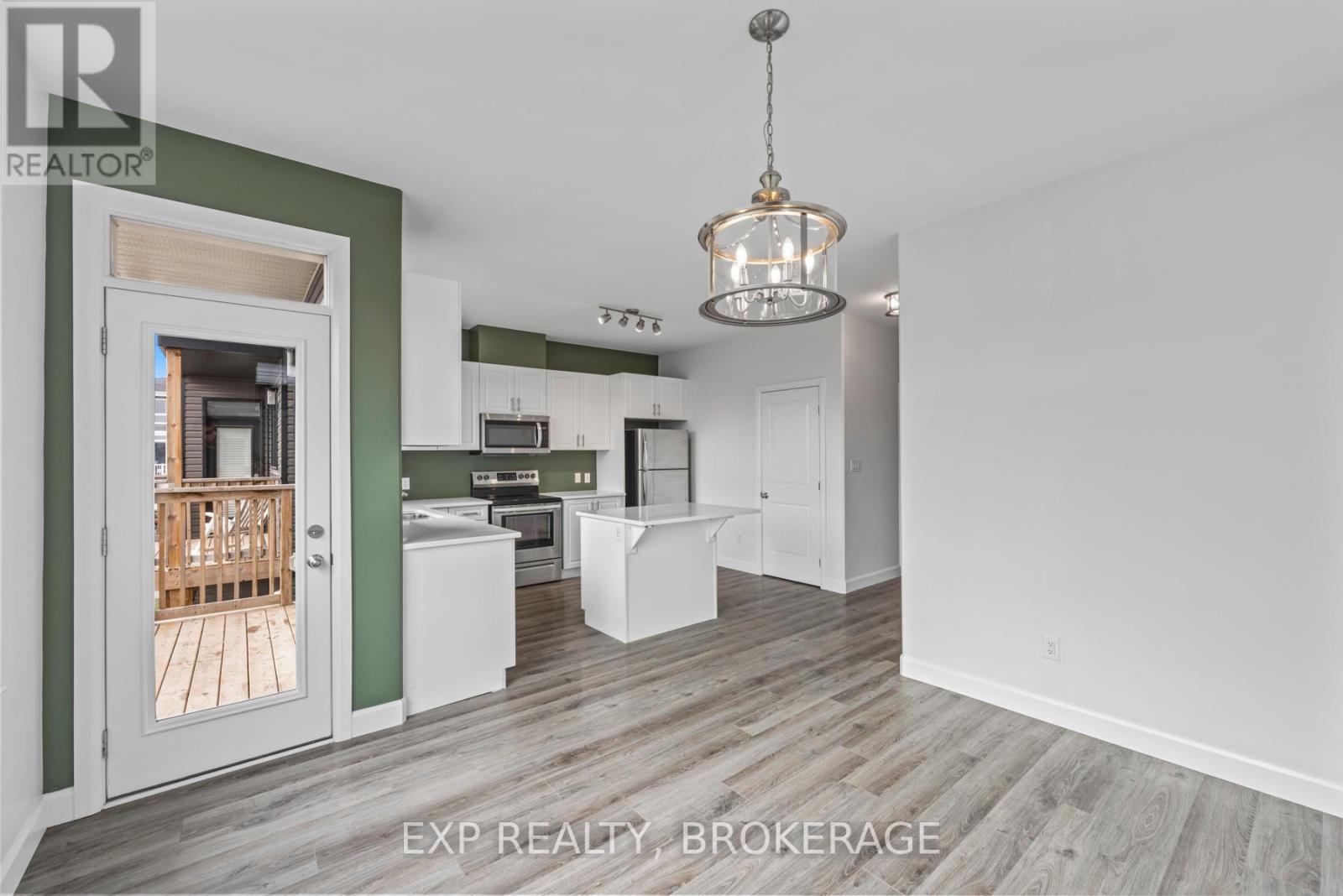 120 Superior Drive, Loyalist, Ontario  K7N 0E4 - Photo 31 - X12751998