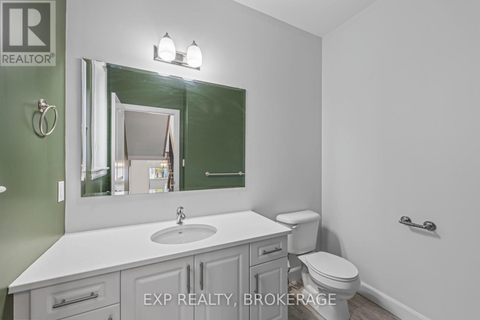 120 Superior Drive, Loyalist, Ontario  K7N 0E4 - Photo 34 - X12751998