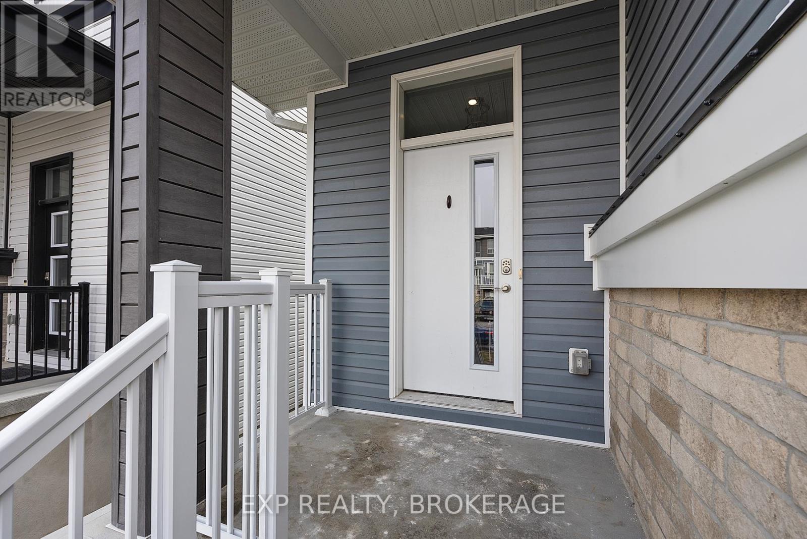 120 Superior Drive, Loyalist, Ontario  K7N 0E4 - Photo 4 - X12751998