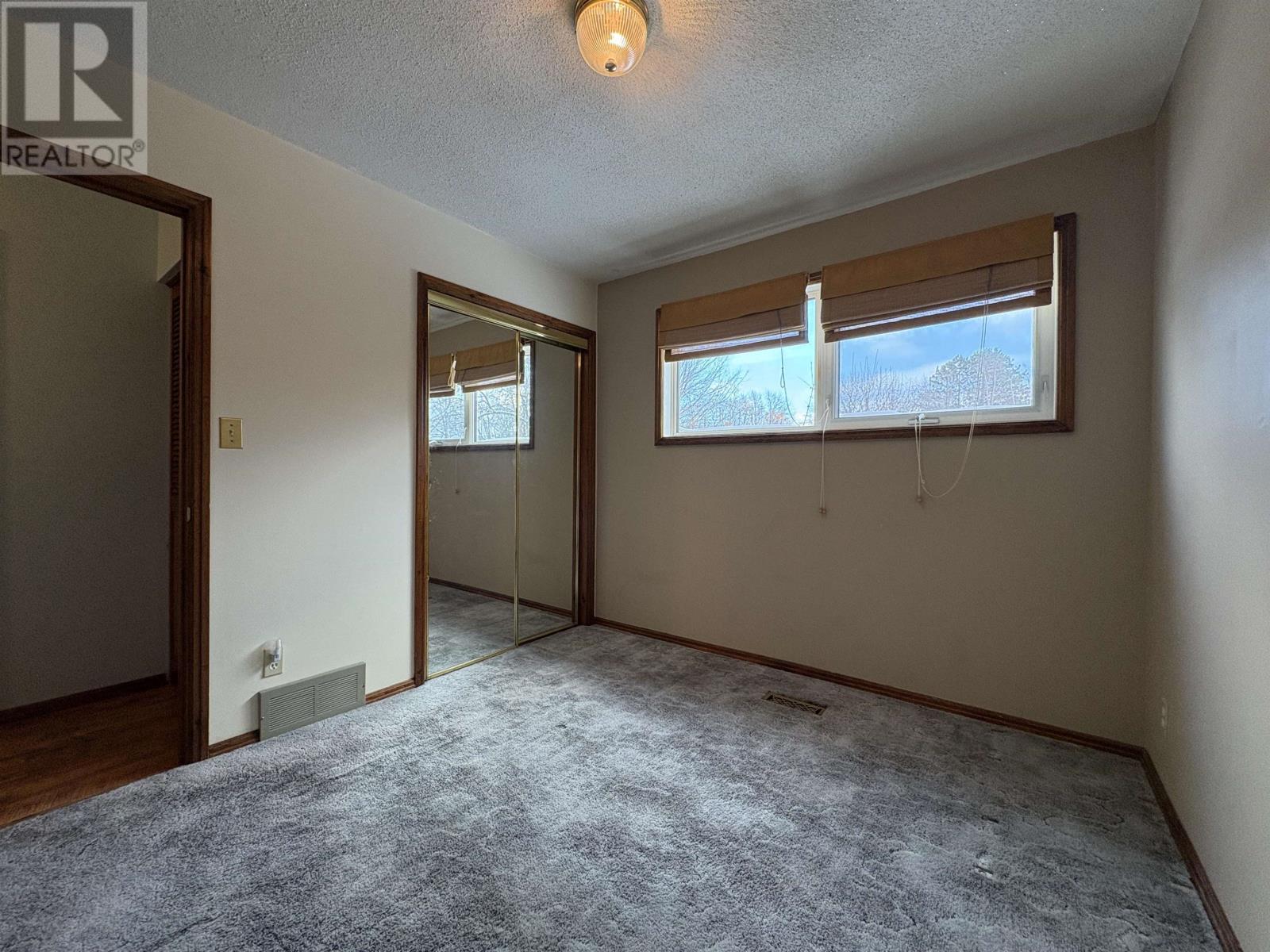 558 Elm Ave, Fort Frances, Ontario  P9A 3J4 - Photo 25 - TB2600144