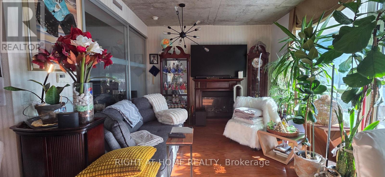 911 - 478 King Street W, Toronto, Ontario  M5V 0A8 - Photo 9 - C12751830