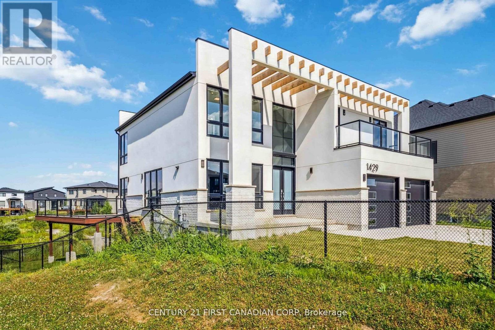 1429 Medway Park Drive, London North, Ontario  N6G 0Z6 - Photo 4 - X12751594