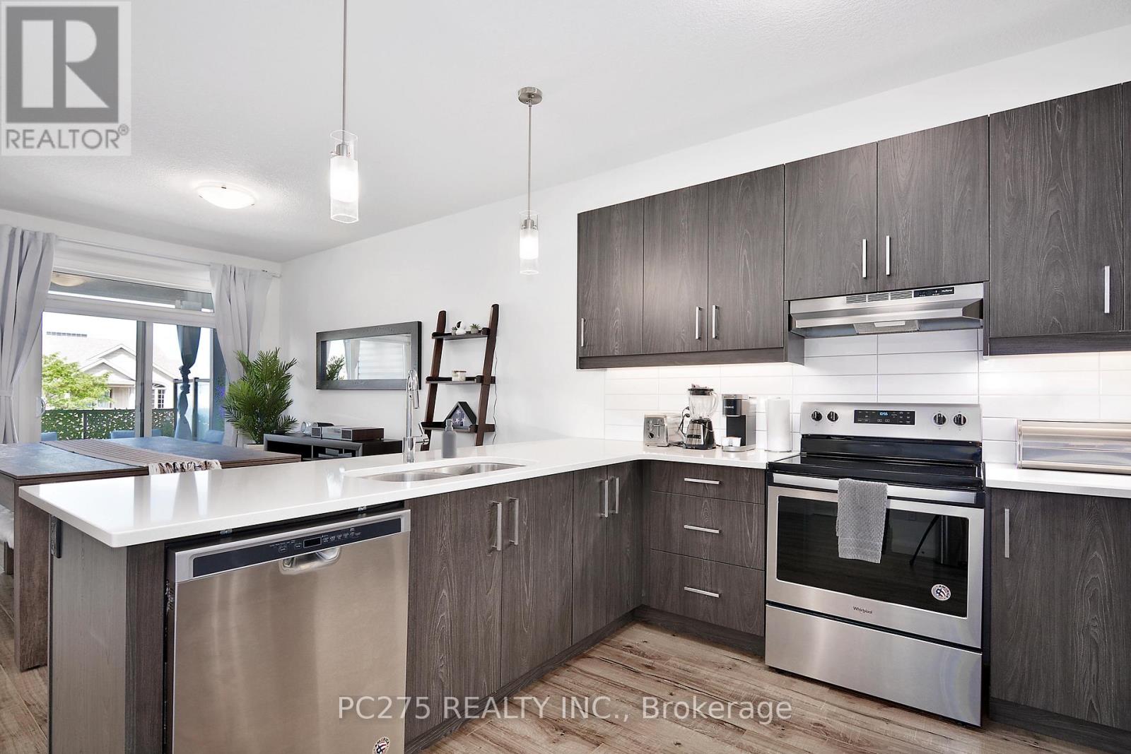 17 - 3046 Springmeadow Road, London South, Ontario  N6J 3V9 - Photo 15 - X12424743