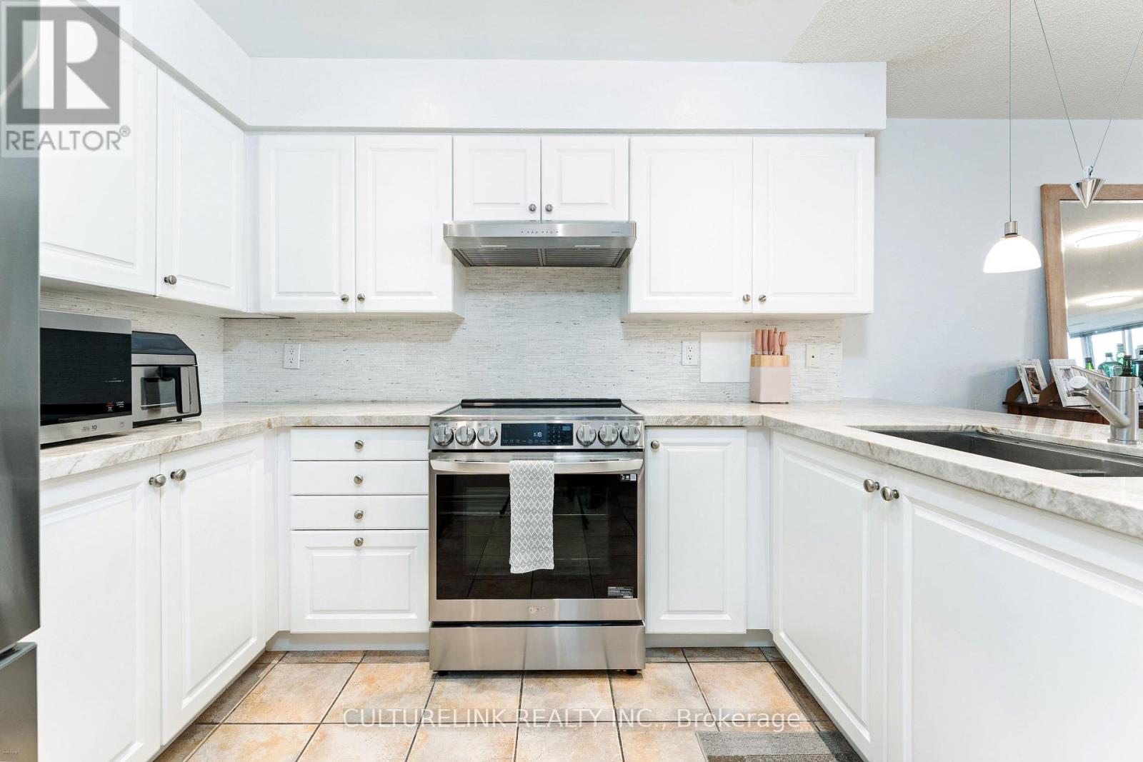 Ph6 - 135 Pond Drive, Markham, Ontario  L3T 7V6 - Photo 11 - N12707188