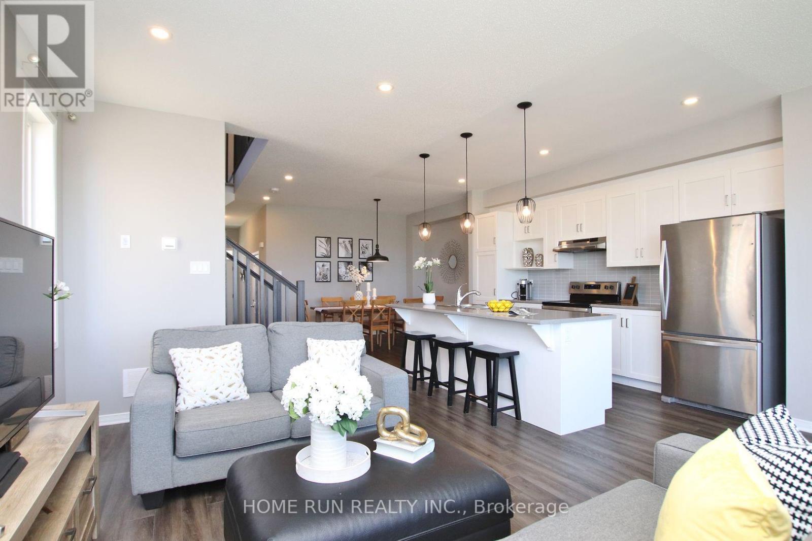 53 Stokes Drive, Carleton Place, Ontario  K7C 0J6 - Photo 11 - X12737868