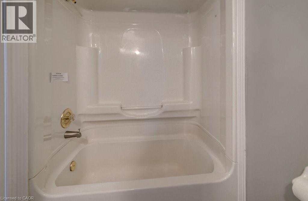 54 Nicklaus Drive, Hamilton, Ontario  L8K 6H3 - Photo 23 - 40799334