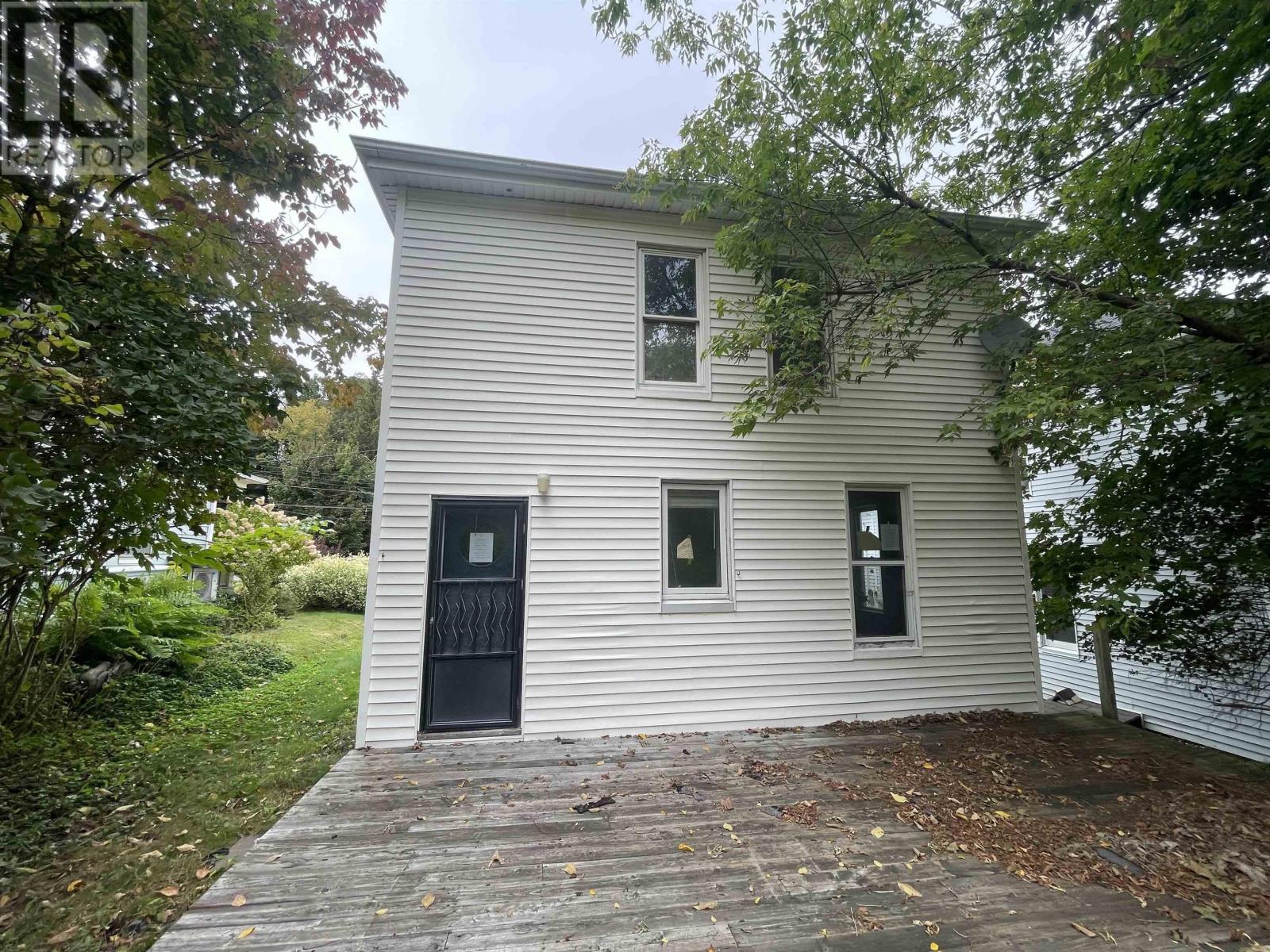 42 Bell Street, New Glasgow, Nova Scotia  B2H 2A9 - Photo 2 - 202601961