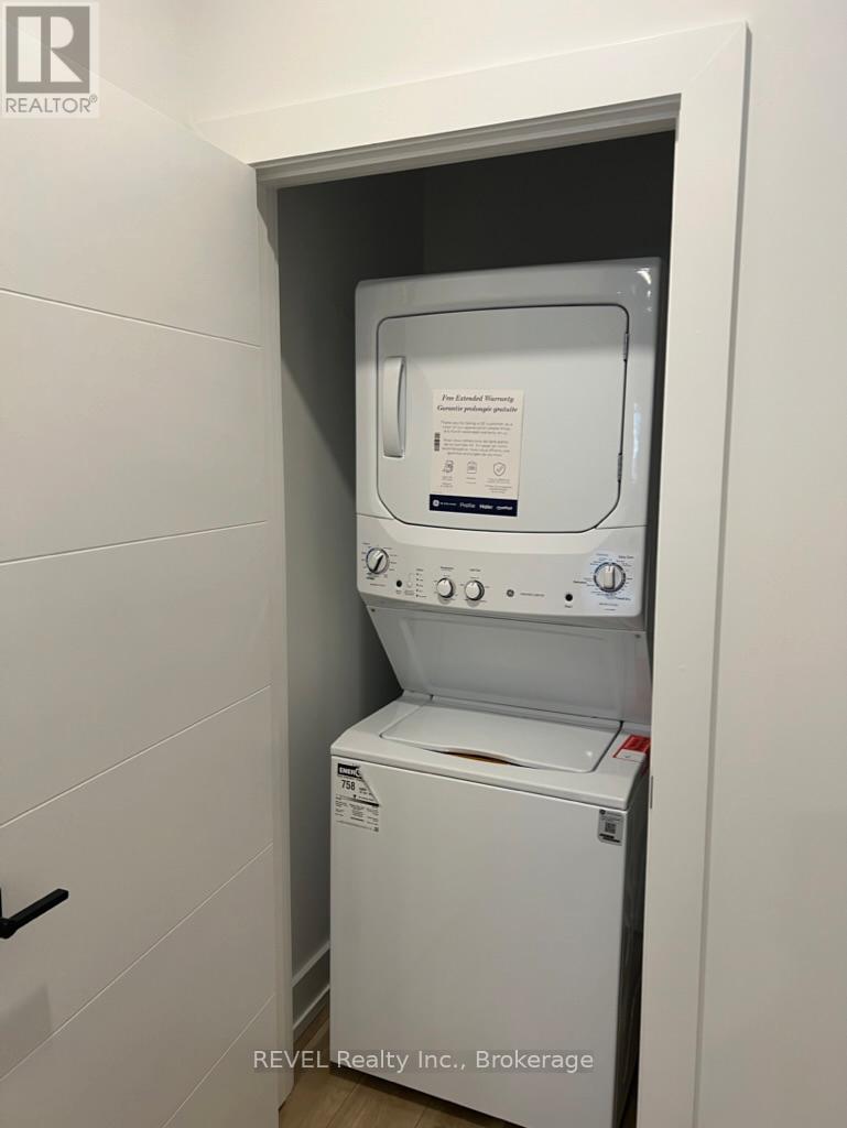 6129 Curlin Crescent, Niagara Falls, Ontario  L2H 3W8 - Photo 12 - X12654166