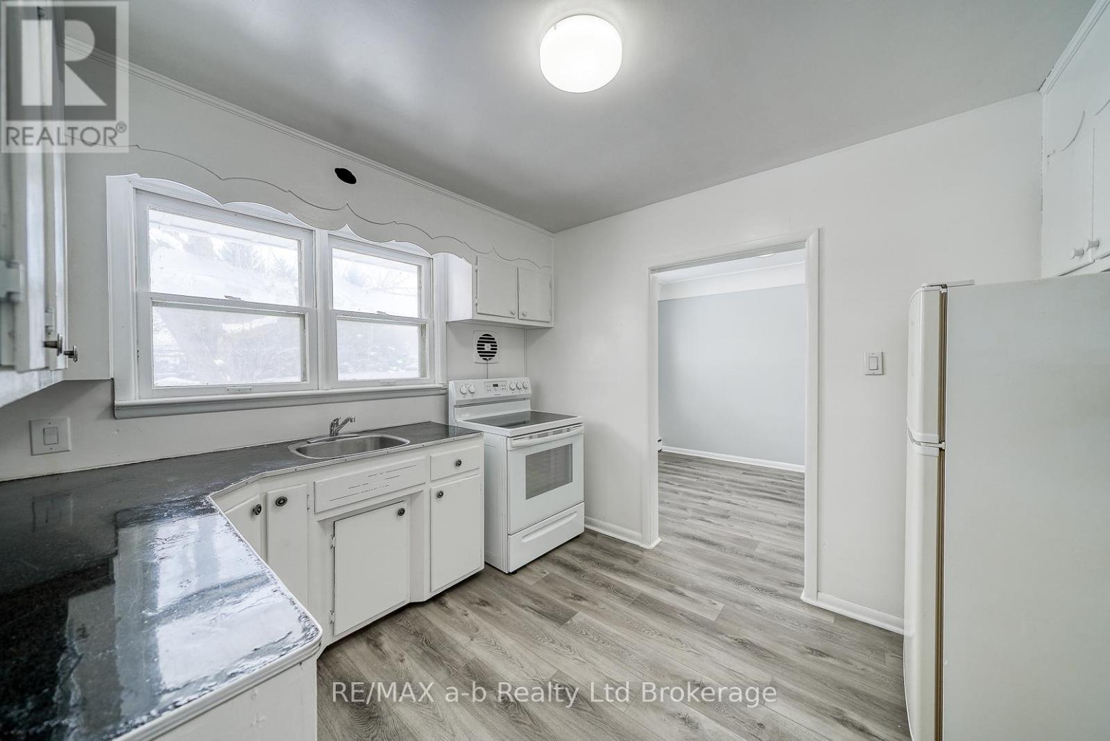 387 Wellington Street, Ingersoll, Ontario  N5C 3L6 - Photo 22 - X12752012