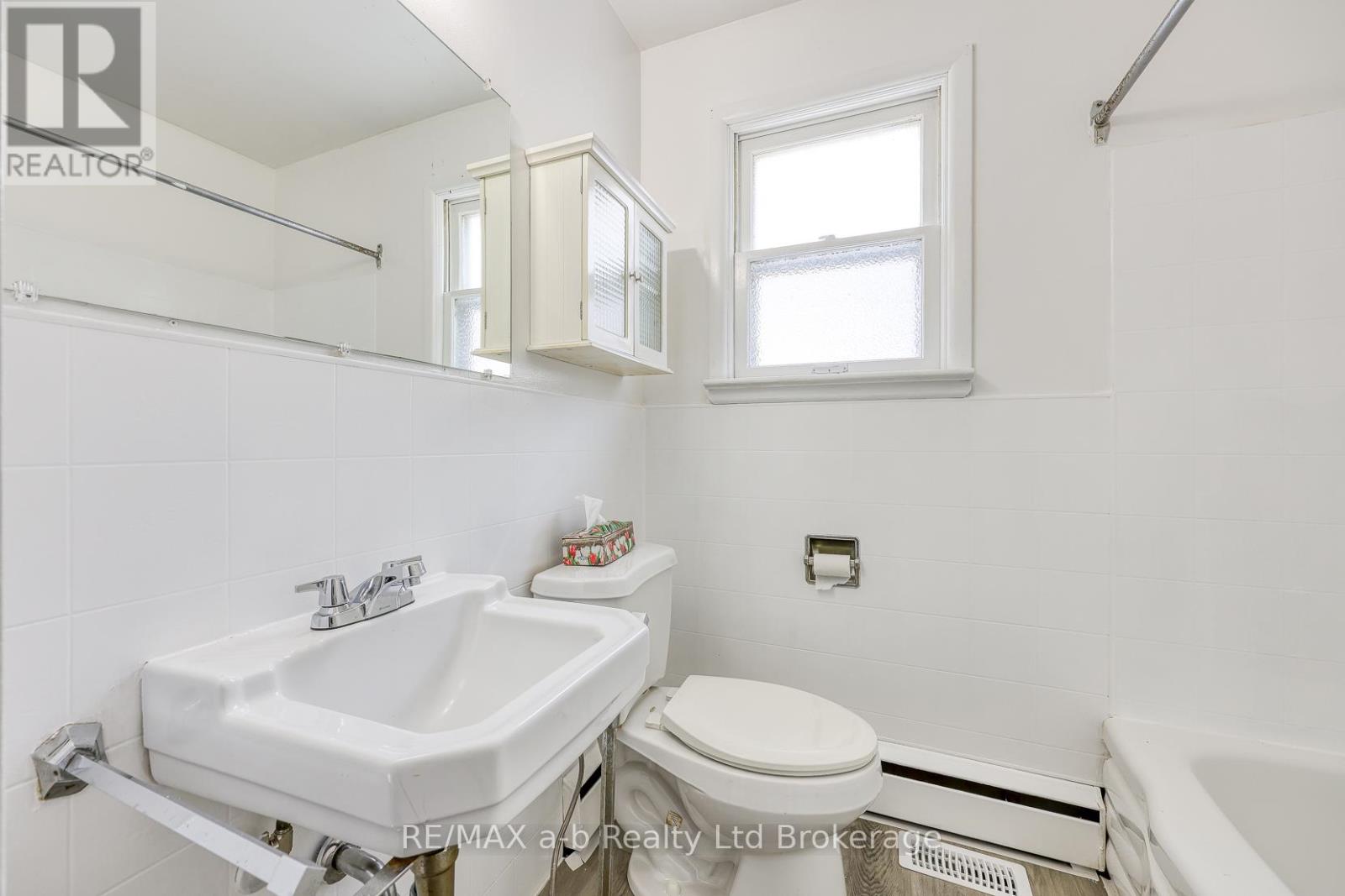 387 Wellington Street, Ingersoll, Ontario  N5C 3L6 - Photo 31 - X12752012