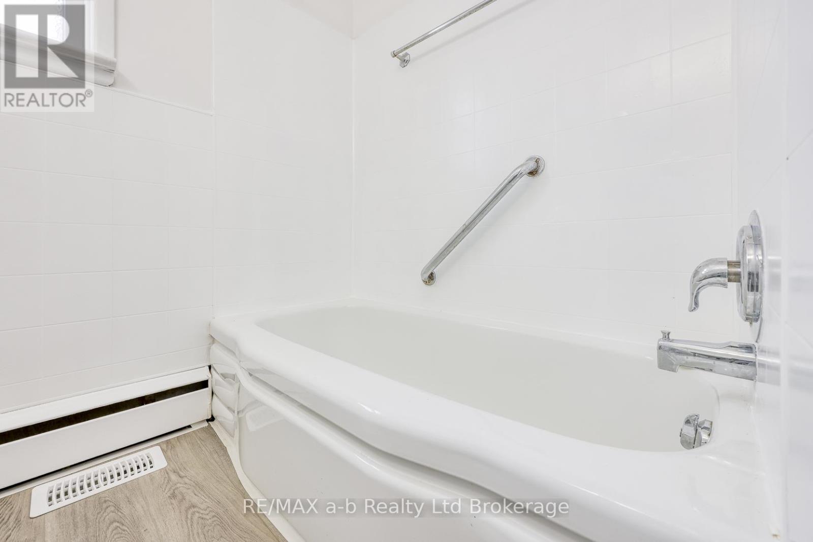 387 Wellington Street, Ingersoll, Ontario  N5C 3L6 - Photo 32 - X12752012