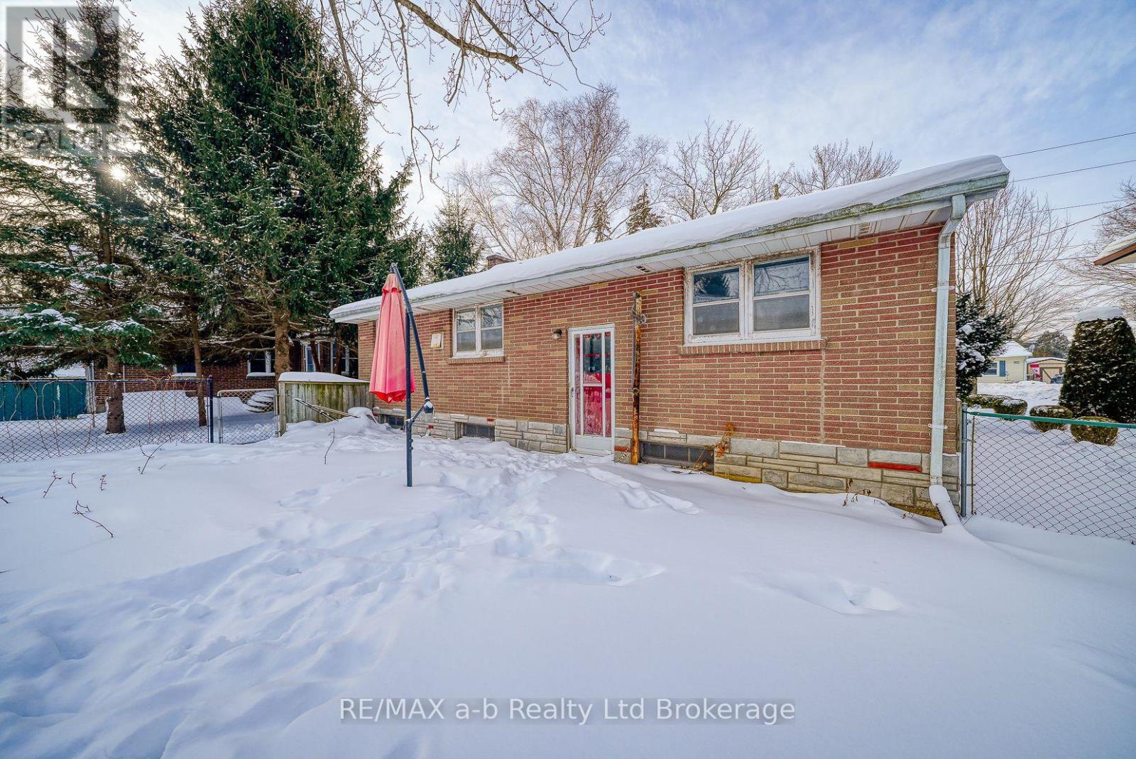 387 Wellington Street, Ingersoll, Ontario  N5C 3L6 - Photo 8 - X12752012