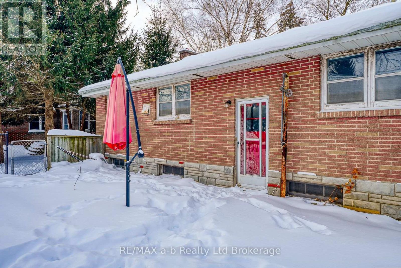 387 Wellington Street, Ingersoll, Ontario  N5C 3L6 - Photo 9 - X12752012