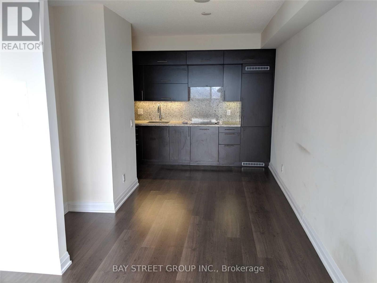 3916 - 5 Sheppard Avenue E, Toronto, Ontario  M2N 2Z8 - Photo 5 - C12751920