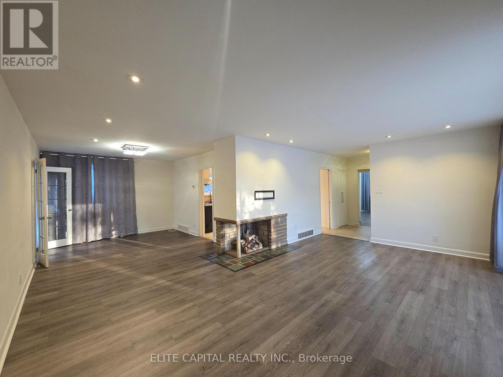 23 Parmbelle Crescent, Toronto, Ontario  M3A 3G5 - Photo 2 - C12751948