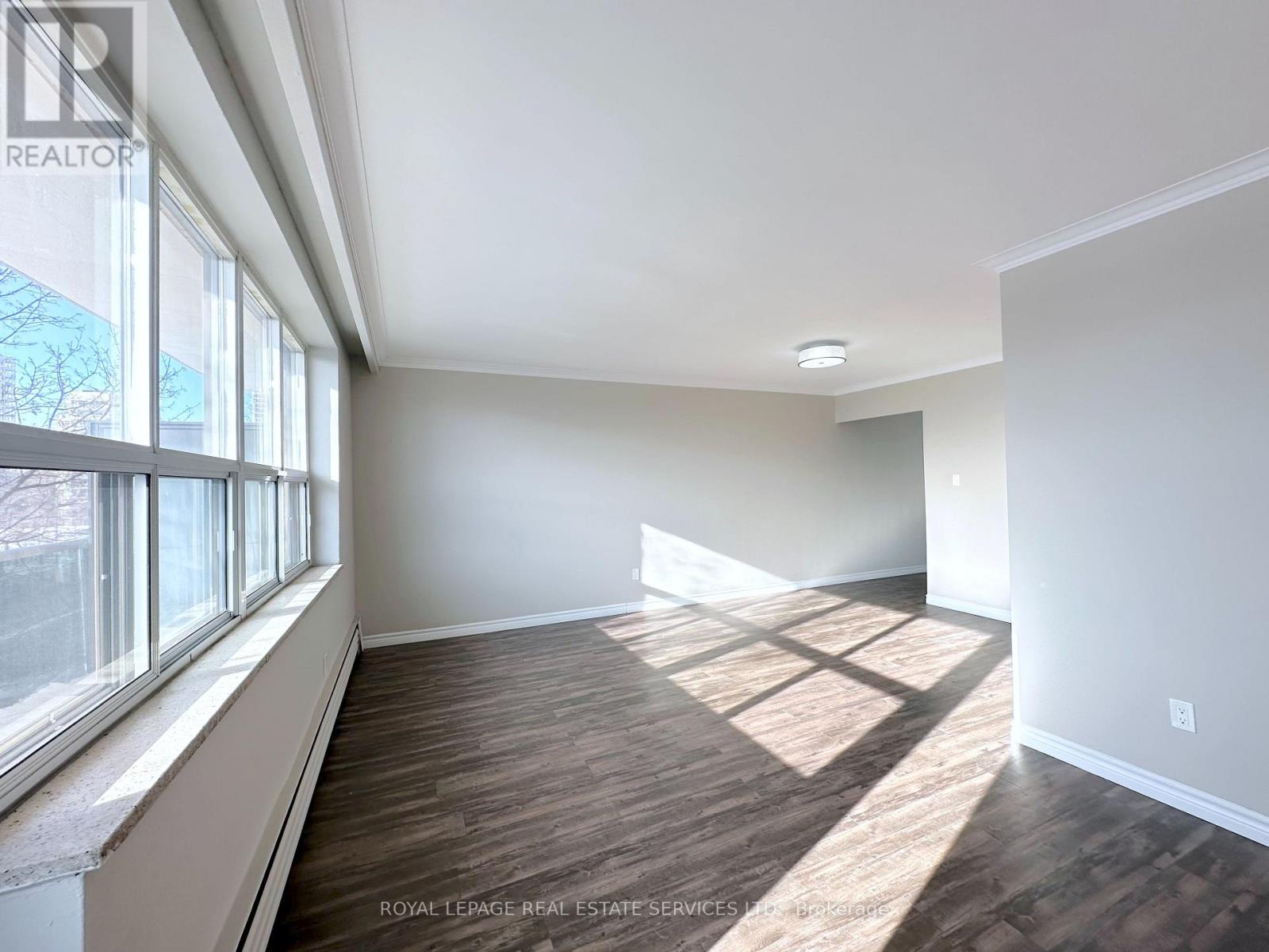 304 - 276 St Clair Avenue W, Toronto (Casa Loma), Ontario  M4V 1R9 - Photo 2 - C12752004