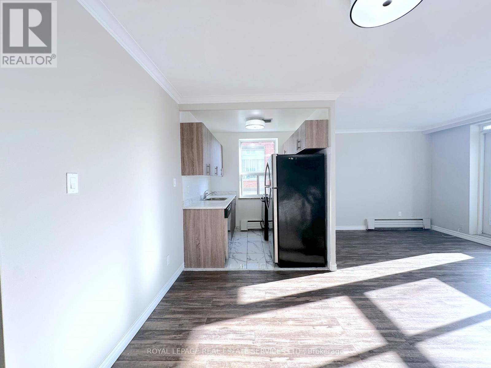 304 - 276 St Clair Avenue W, Toronto (Casa Loma), Ontario  M4V 1R9 - Photo 3 - C12752004