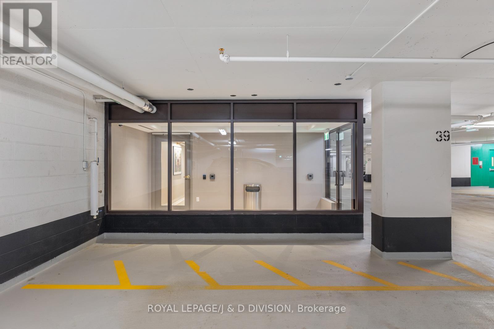 710 - 1 Strathgowan Avenue, Toronto, Ontario  M4N 0B3 - Photo 35 - C12751560