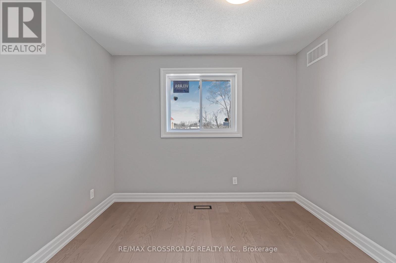 51 Hattie Court, Georgina, Ontario  L4P 3C8 - Photo 15 - N12747238