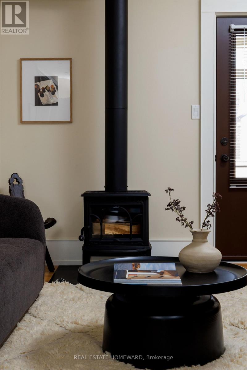 34 Ashdale Avenue, Toronto (Greenwood-Coxwell), Ontario  M4L 2Y7 - Photo 10 - E12751972