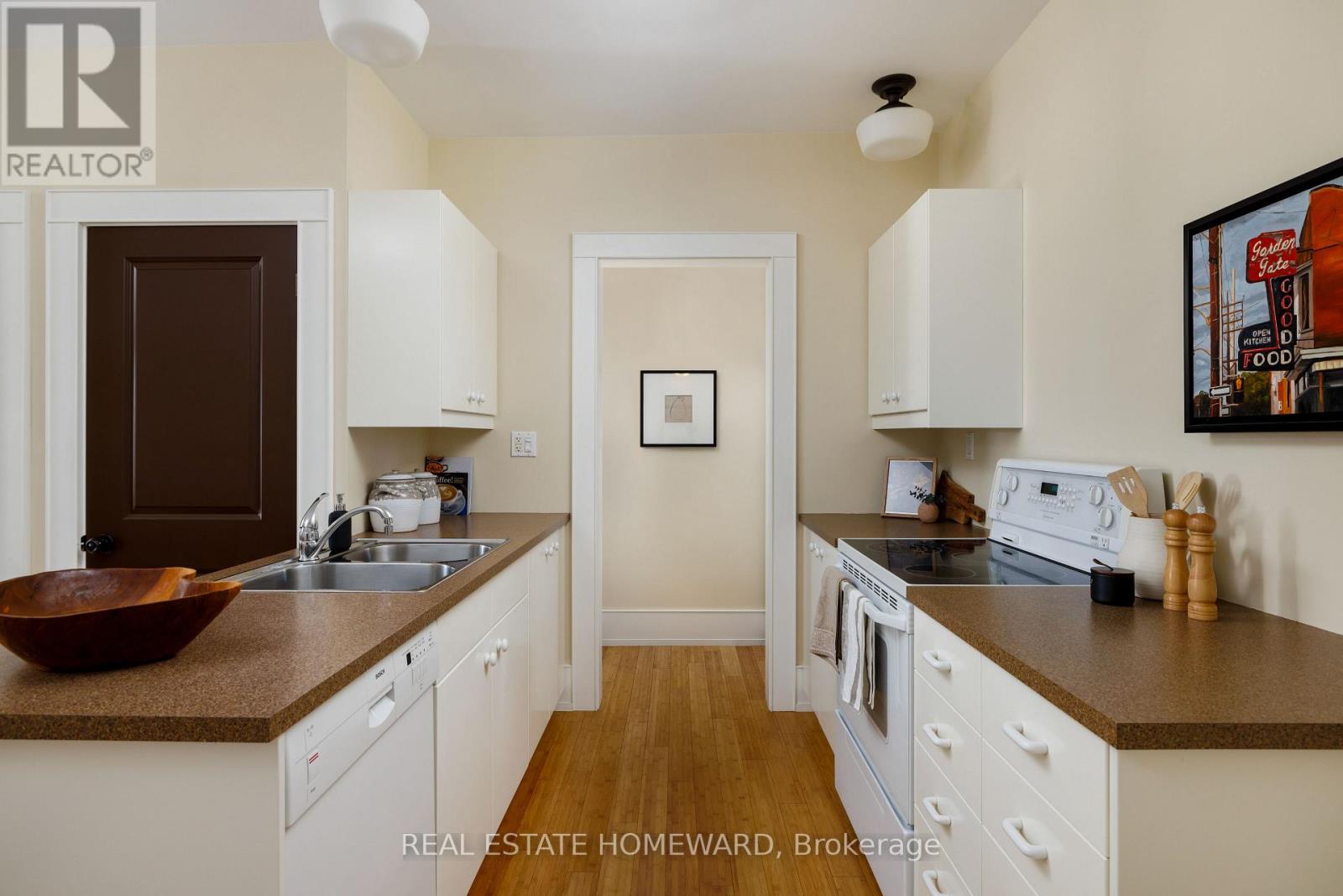 34 Ashdale Avenue, Toronto (Greenwood-Coxwell), Ontario  M4L 2Y7 - Photo 17 - E12751972