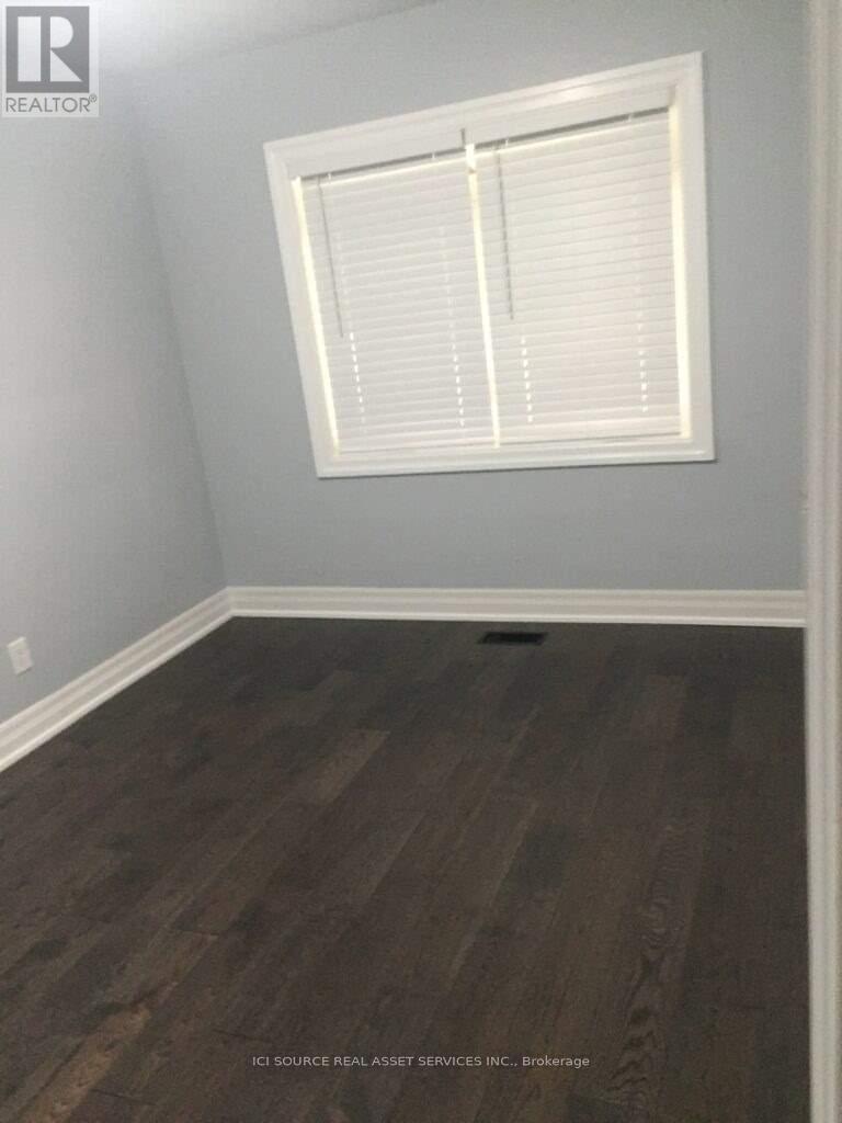 Main Fl - 17 Hubert Avenue, Toronto, Ontario  M1K 1Z7 - Photo 7 - E12752030