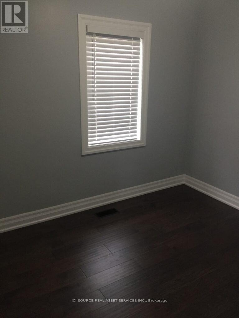 Main Fl - 17 Hubert Avenue, Toronto, Ontario  M1K 1Z7 - Photo 9 - E12752030