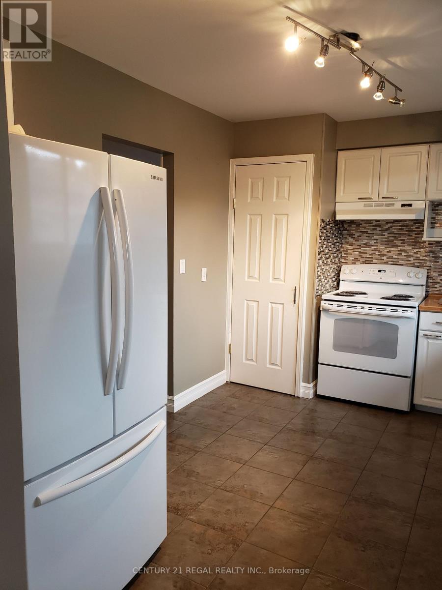 247 Waverly Street N, Oshawa (Mclaughlin), Ontario  L1J 5V8 - Photo 13 - E12752032