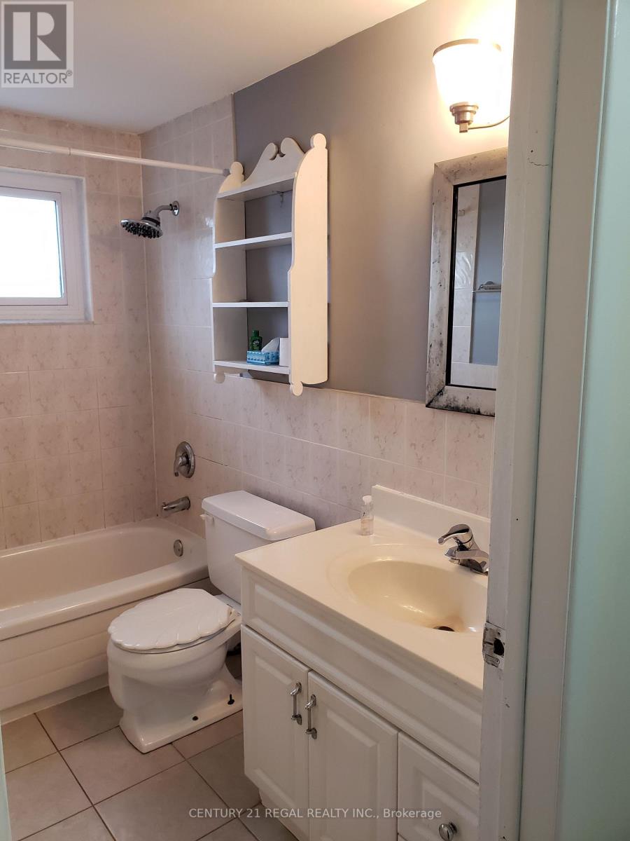 247 Waverly Street N, Oshawa (Mclaughlin), Ontario  L1J 5V8 - Photo 6 - E12752032