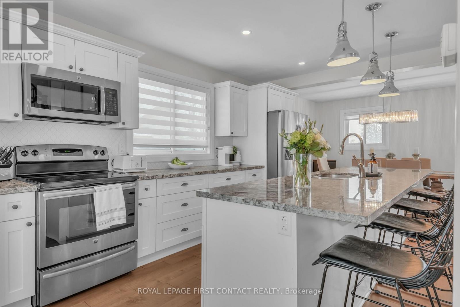 4 Grand Place, Barrie (Allandale Heights), Ontario  L4N 4Y3 - Photo 8 - S12751978