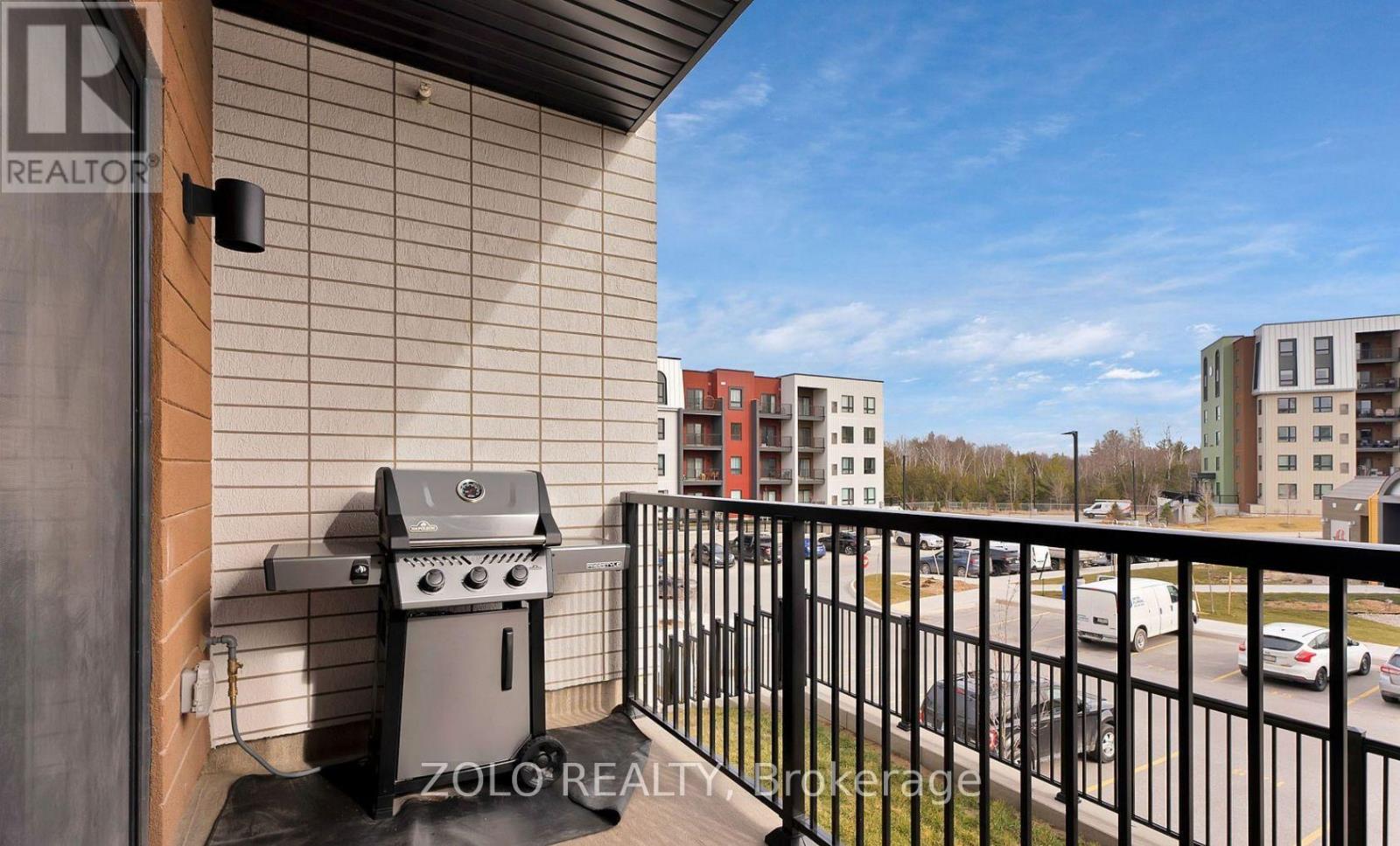 101 - 4 Spice Way, Barrie, Ontario  L9J 0M2 - Photo 21 - S12751982