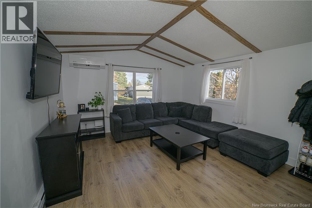 214 Driftwood Loop, Fredericton, New Brunswick  E3B 7P2 - Photo 10 - NB133066