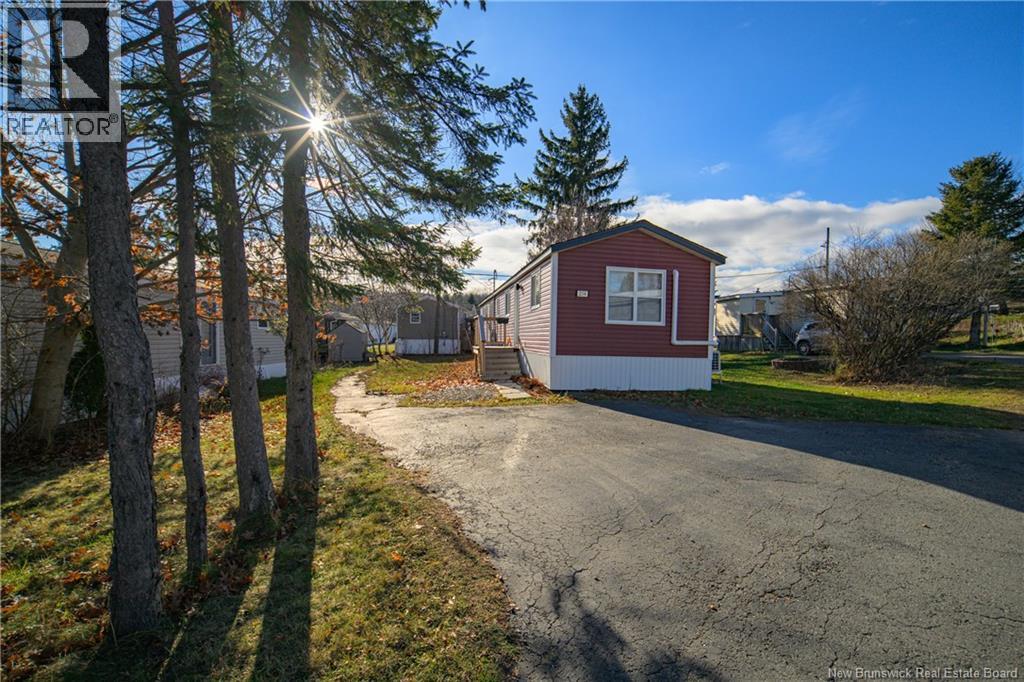 214 Driftwood Loop, Fredericton, New Brunswick  E3B 7P2 - Photo 24 - NB133066