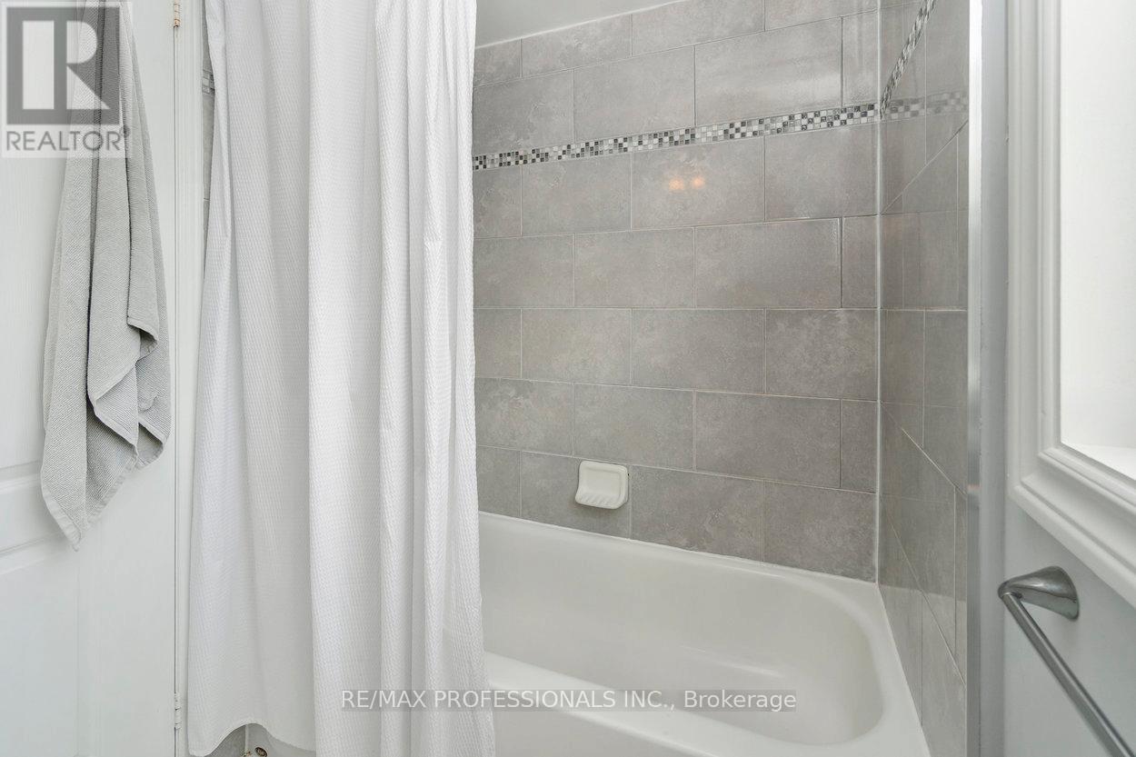 47 Tarragona Boulevard, Toronto (Junction Area), Ontario  M6N 5C2 - Photo 25 - W12751962