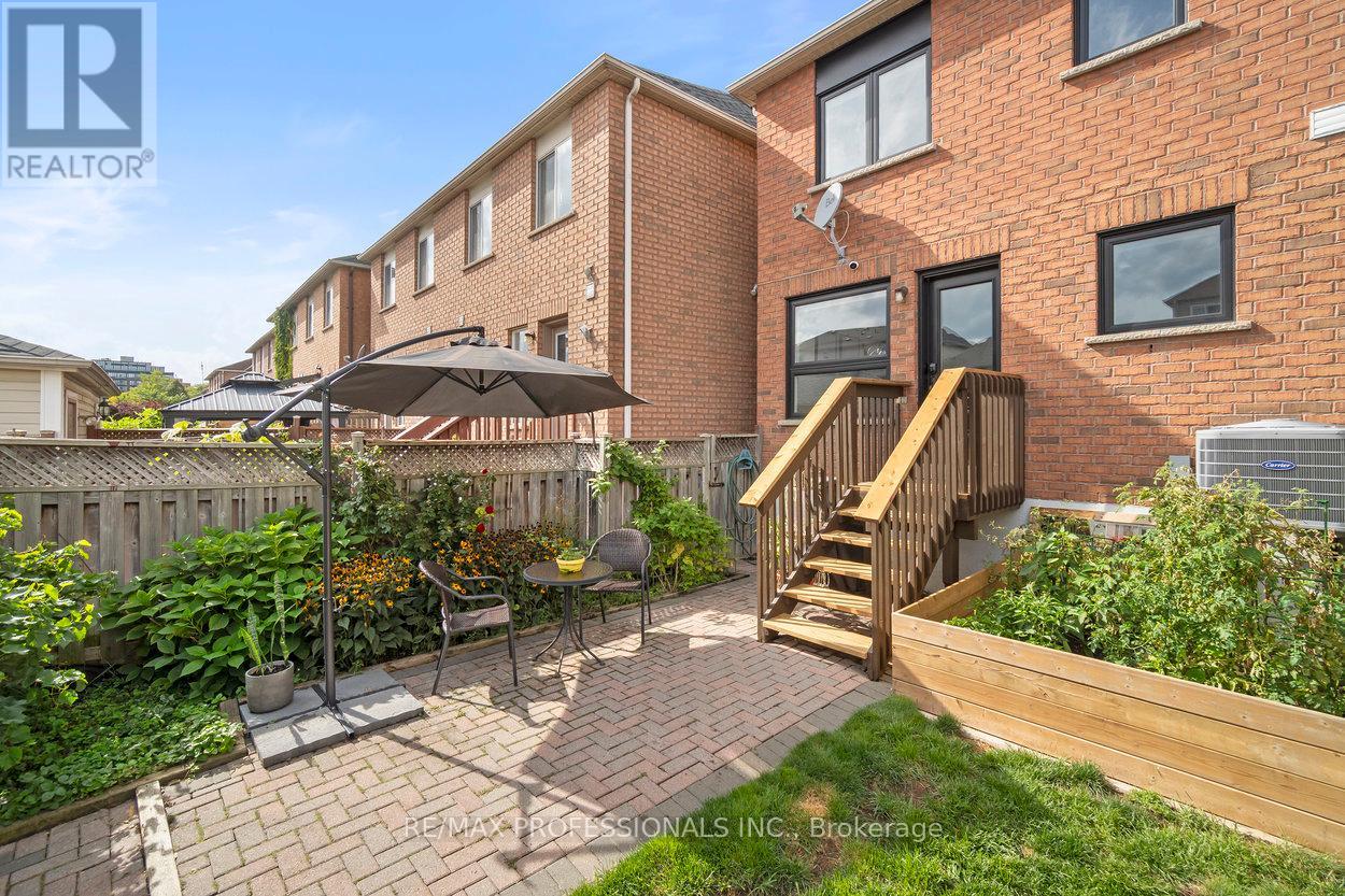 47 Tarragona Boulevard, Toronto (Junction Area), Ontario  M6N 5C2 - Photo 38 - W12751962