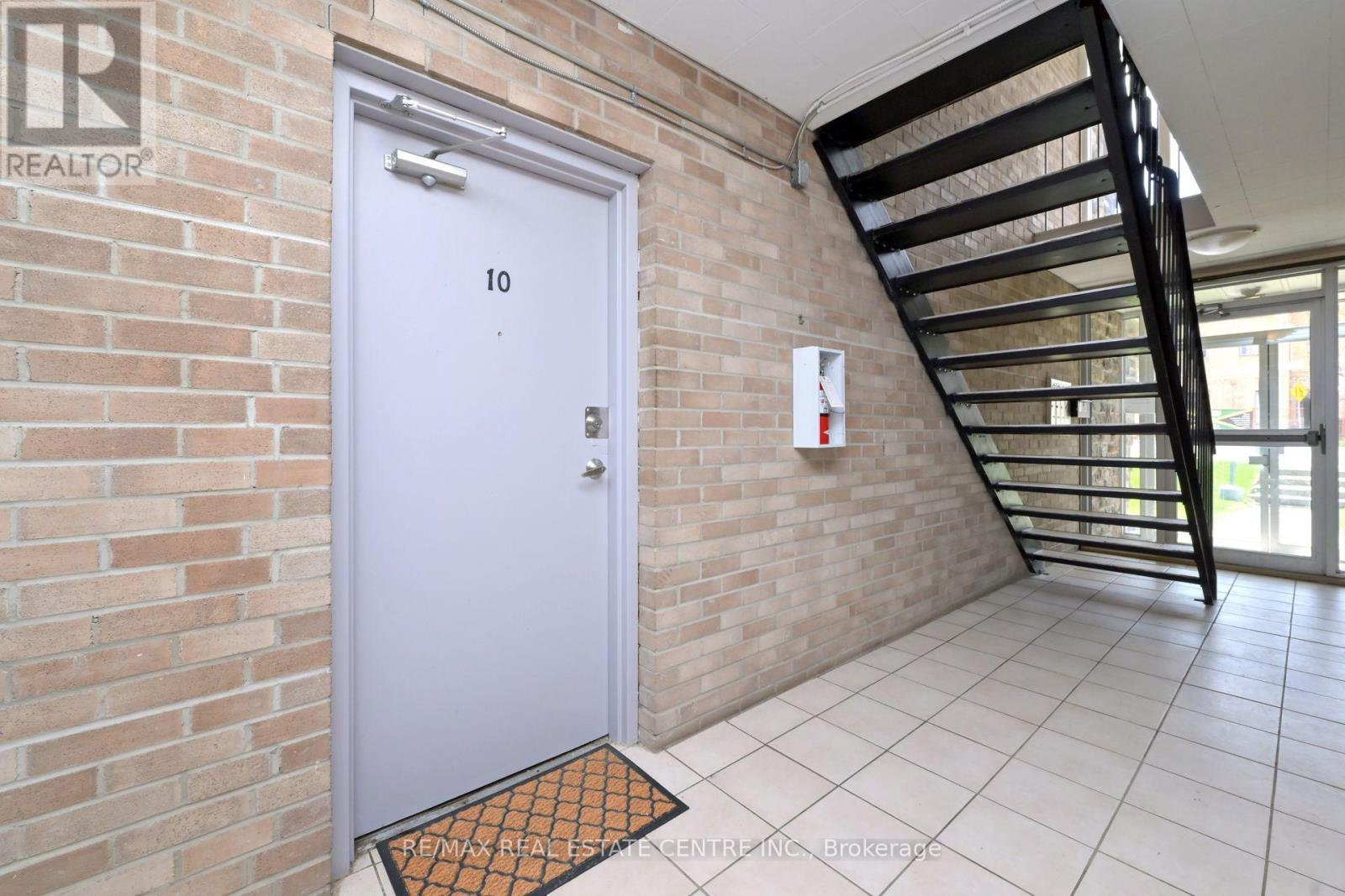 10 - 65 First Street, Orangeville, Ontario  L9W 2E6 - Photo 4 - W12751988