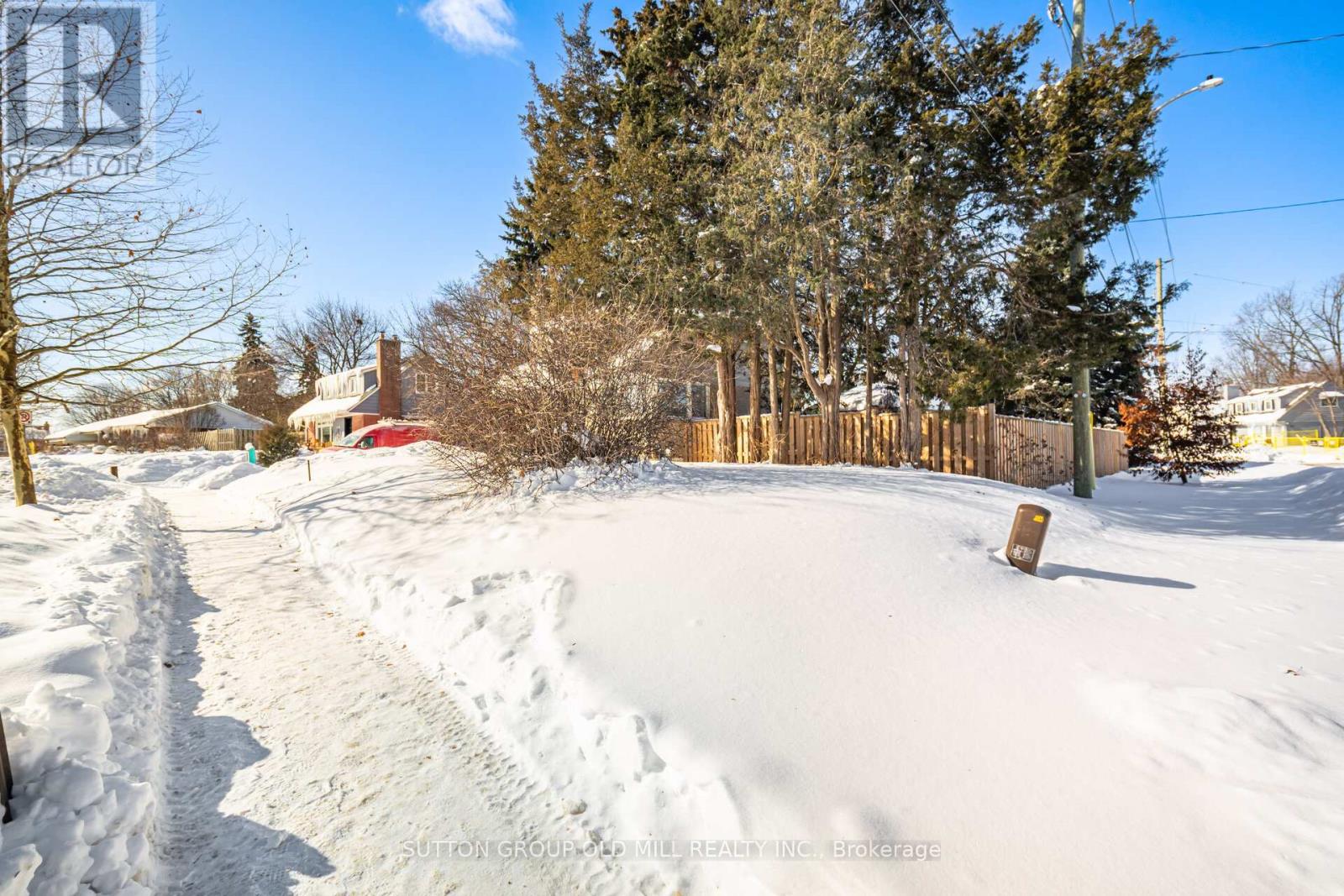 155 Heslop Road, Milton, Ontario  L9T 1B5 - Photo 4 - W12752014