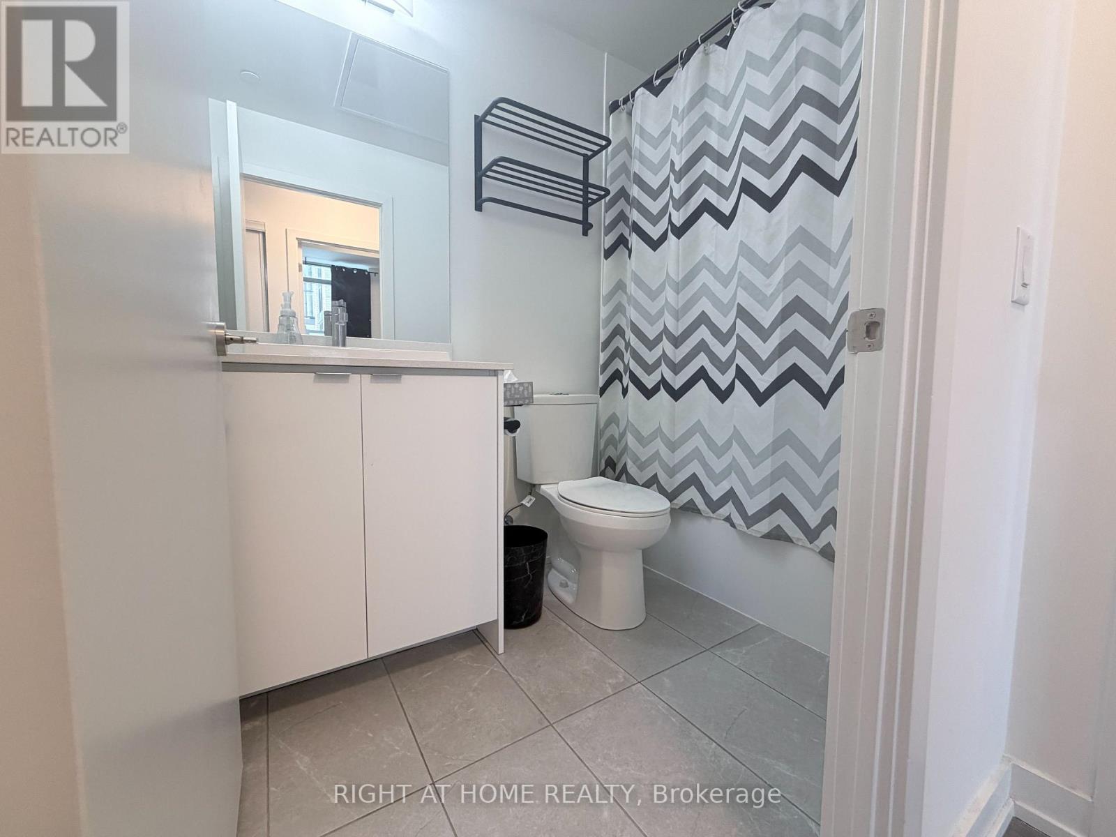 218 - 55 Duke Street W, Kitchener, Ontario  N2H 0B4 - Photo 22 - X12752034