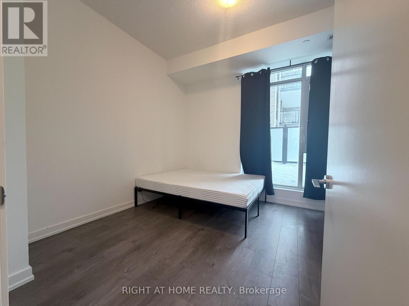 218 - 55 Duke Street W, Kitchener, Ontario  N2H 0B4 - Photo 24 - X12752034