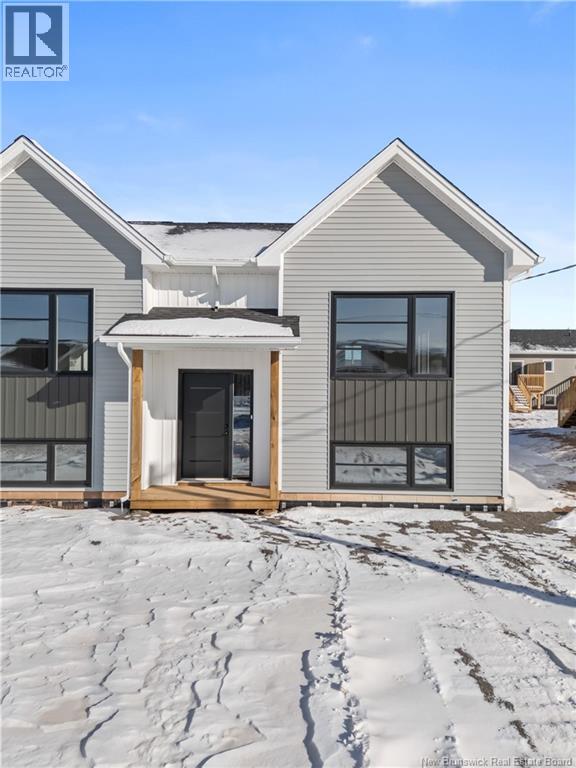 281 Maccoun Street, Moncton, New Brunswick  E1K 0A1 - Photo 1 - NB132837