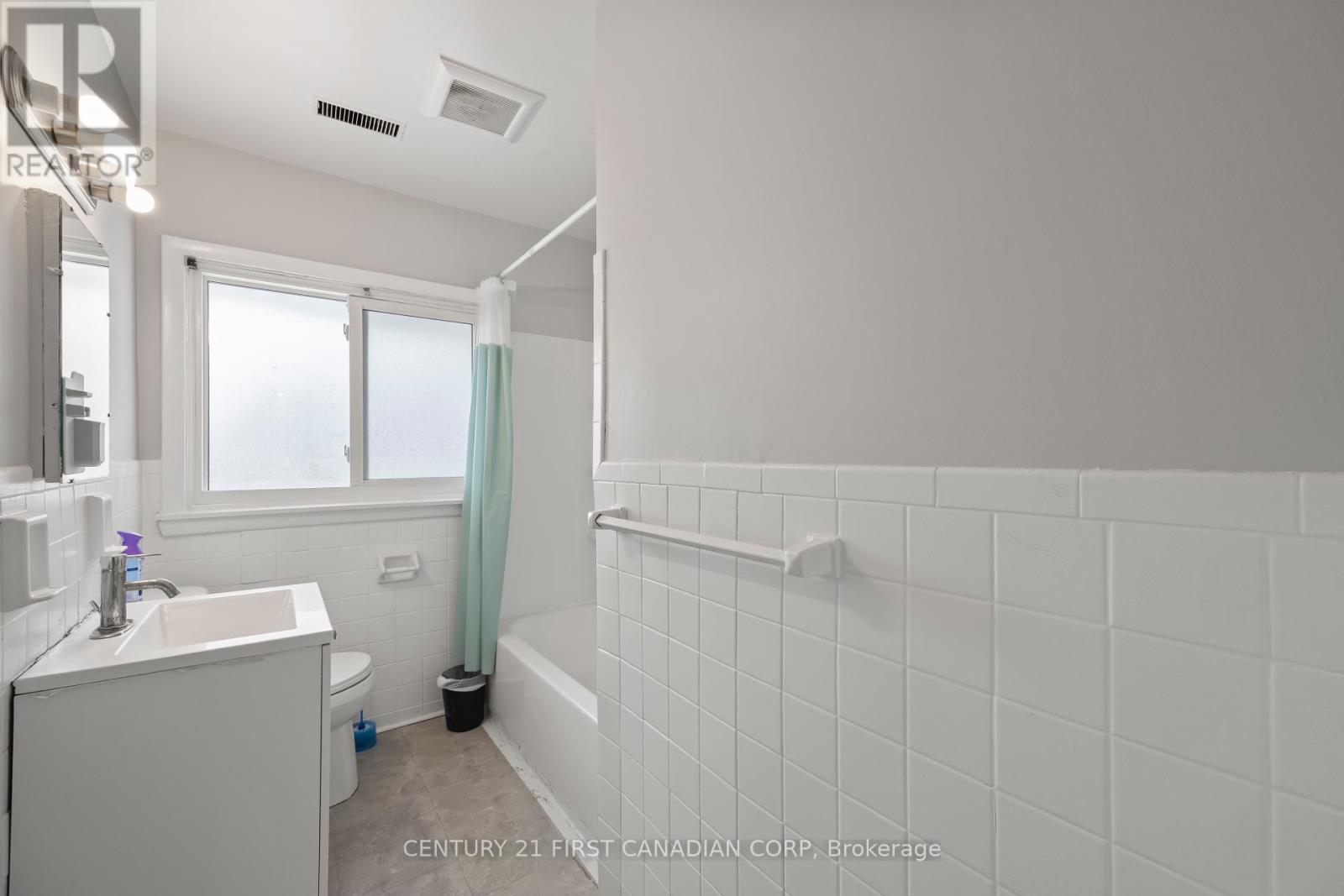 664 Cheapside Street, London East, Ontario  N5Y 3Y2 - Photo 8 - X12750844