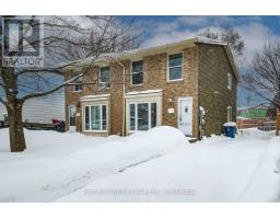 52 AVONWOOD DRIVE, Stratford, Ontario