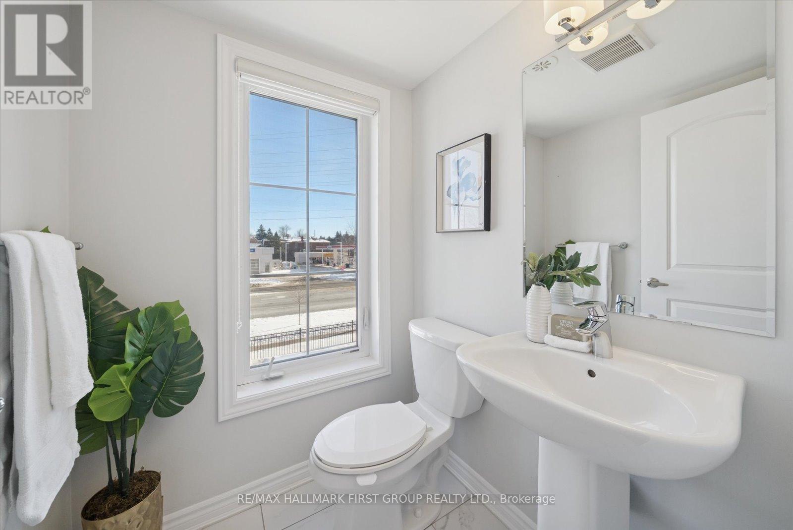 40 Porcelain Way, Whitby, Ontario  L1R 0R6 - Photo 14 - E12752072