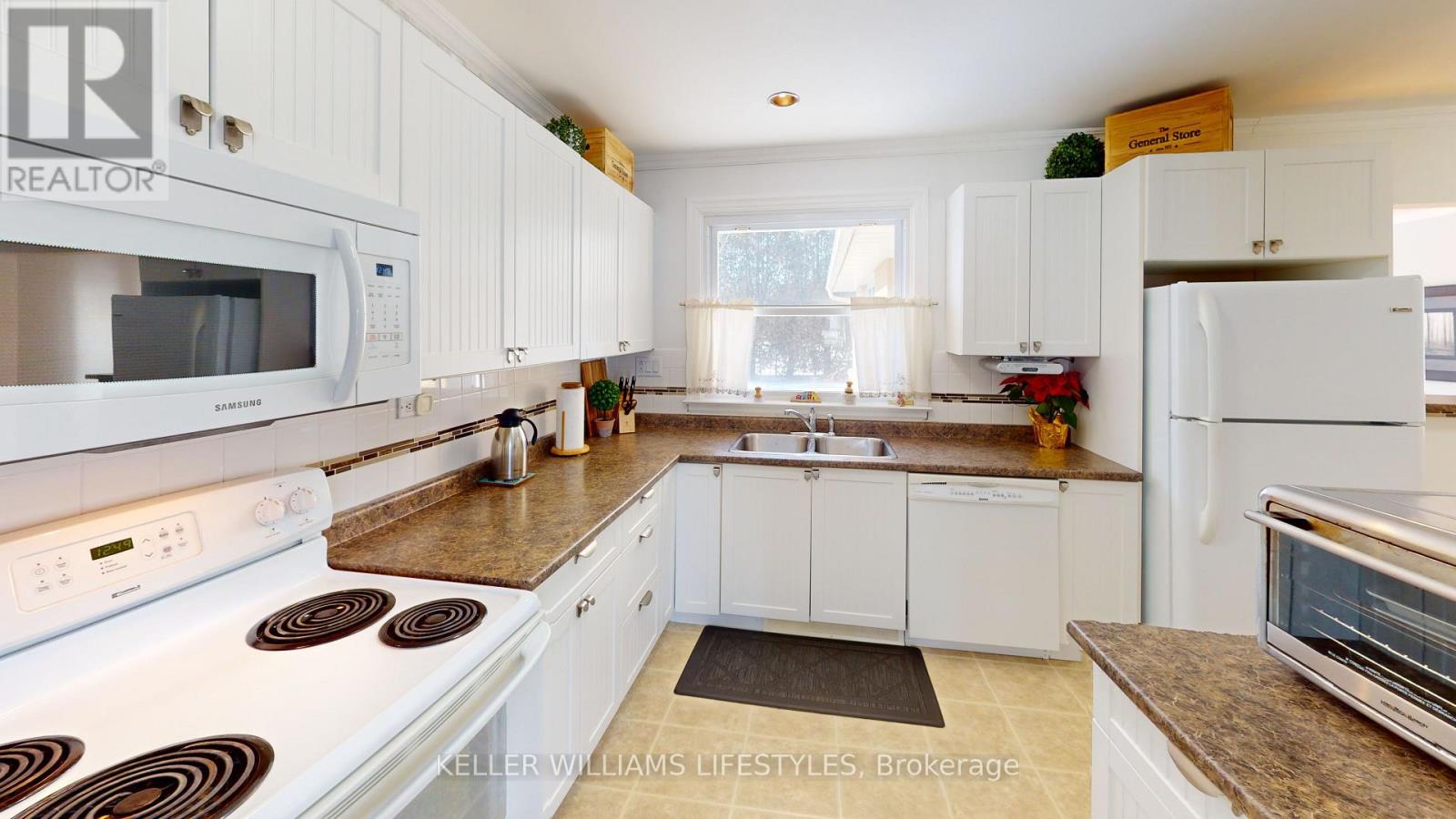 378 Carlow Road, Central Elgin, Ontario  N5L 5B4 - Photo 8 - X12752040