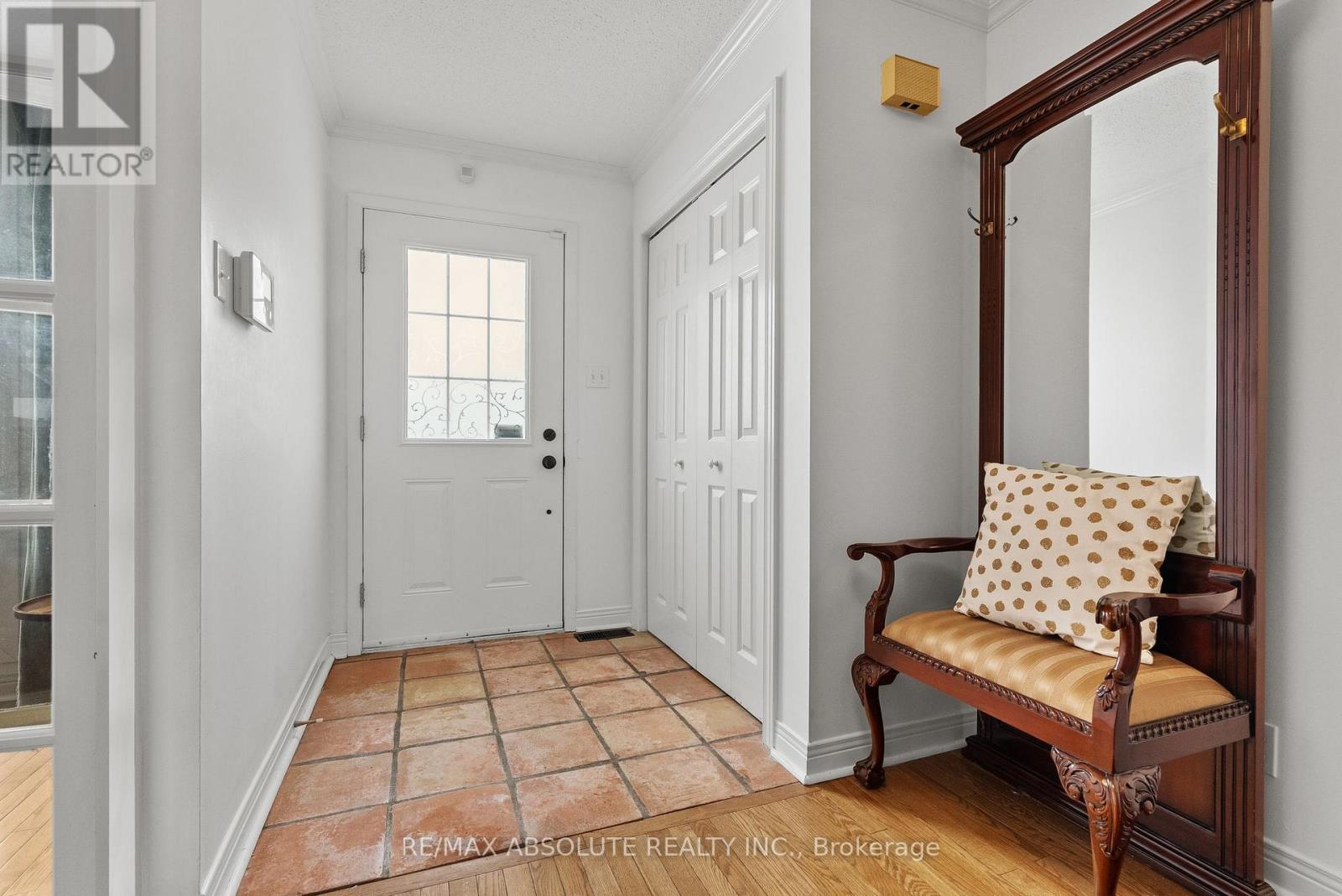 29 Bentworth Crescent, Ottawa, Ontario  K2G 3X1 - Photo 3 - X12752056